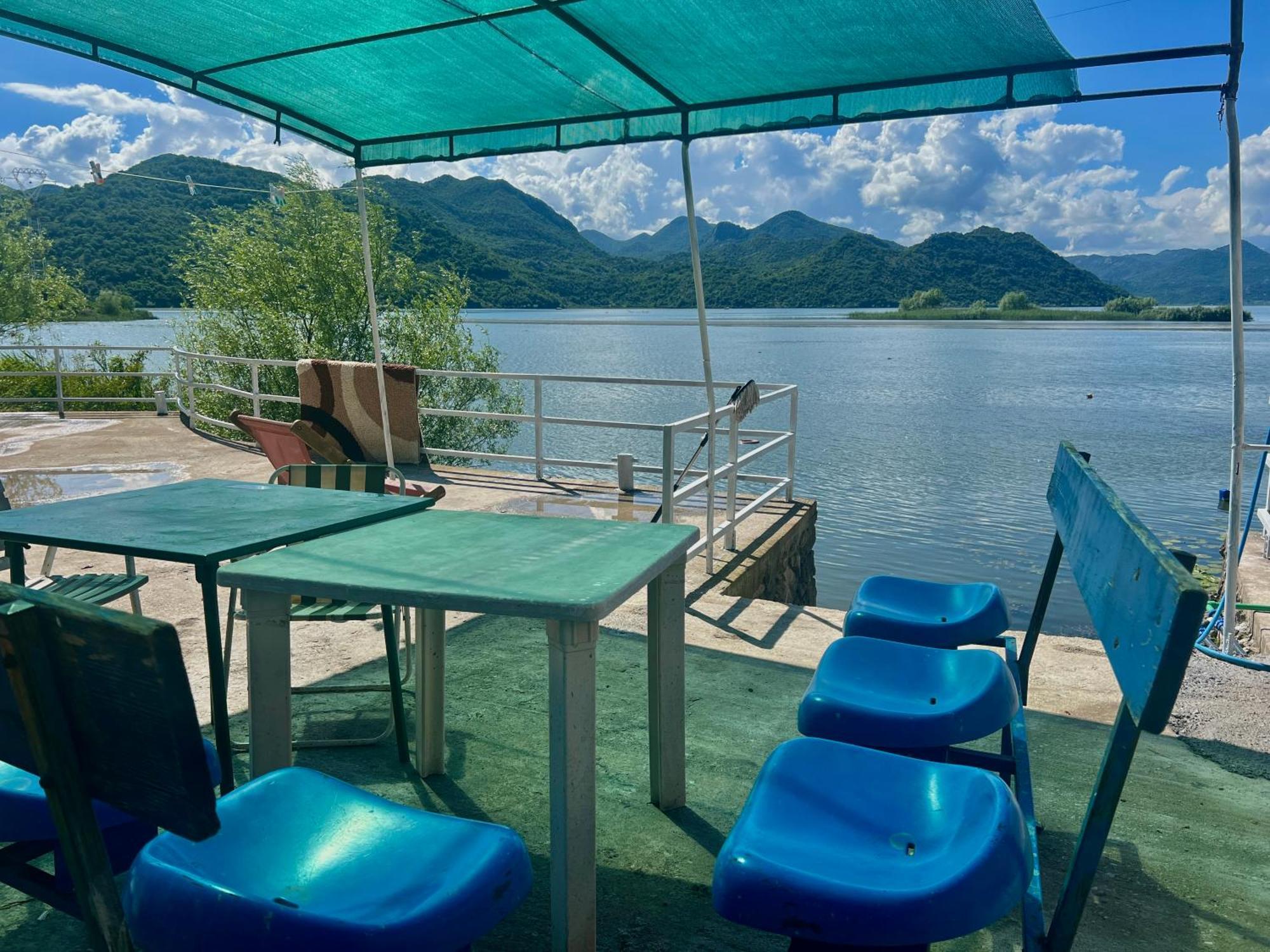 Lakeside Harmony Apartment Golubovci Bagian luar foto