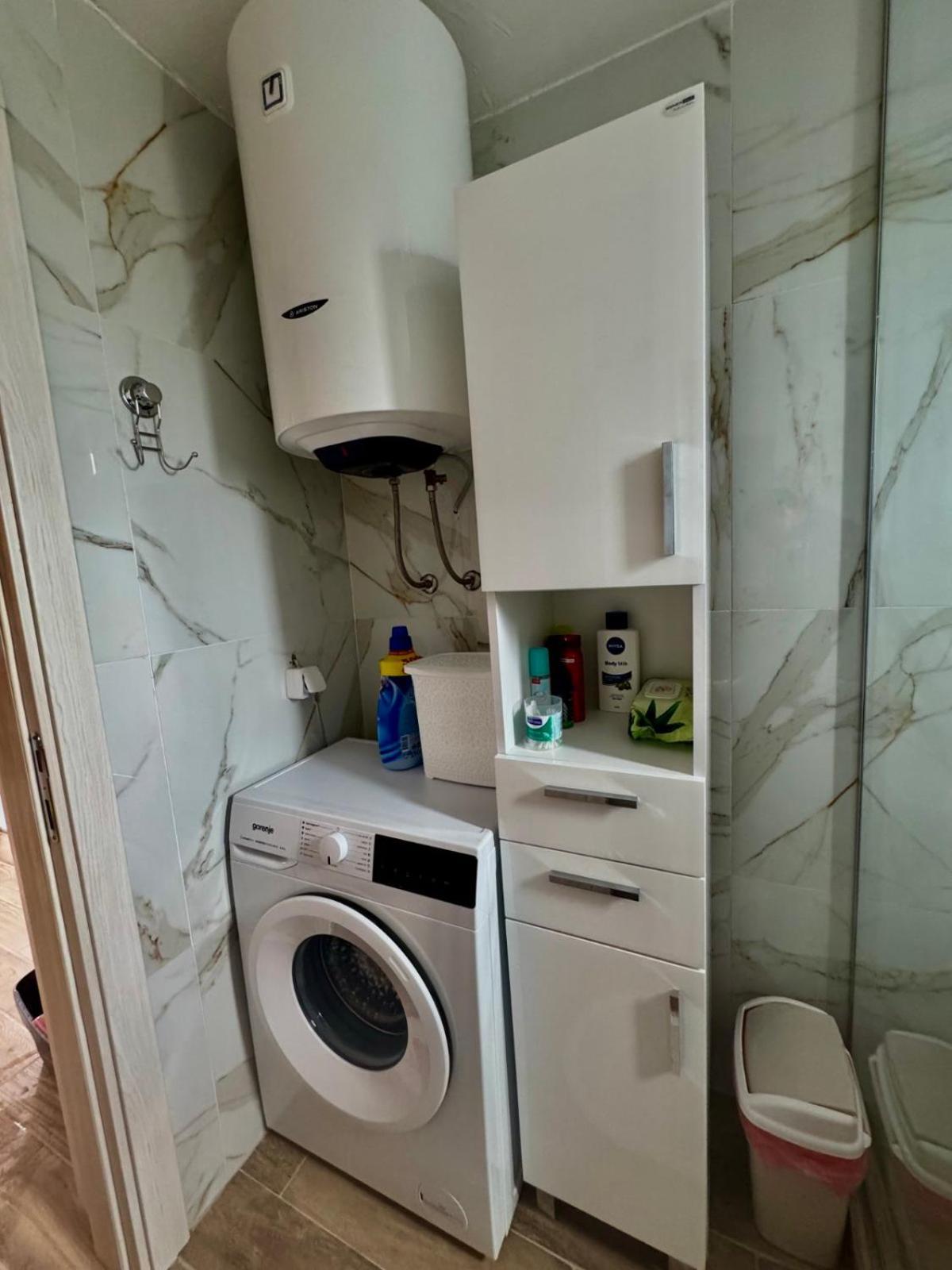Lakeside Harmony Apartment Golubovci Bagian luar foto